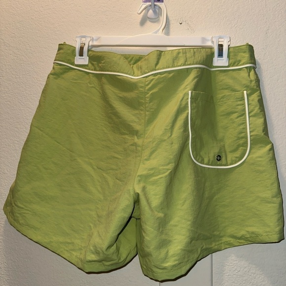 NWT Patagonia women’s bottom out boardie green shorts 10 - Picture 7 of 10